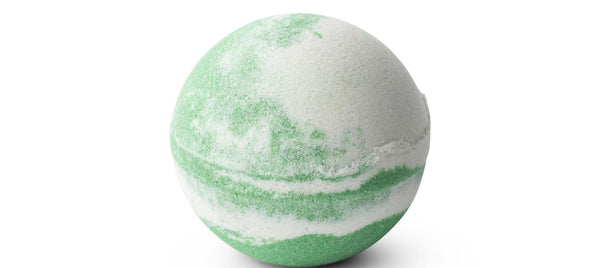 Tilley Coconut & Lime Scented Bath Bombs Swirl 150g