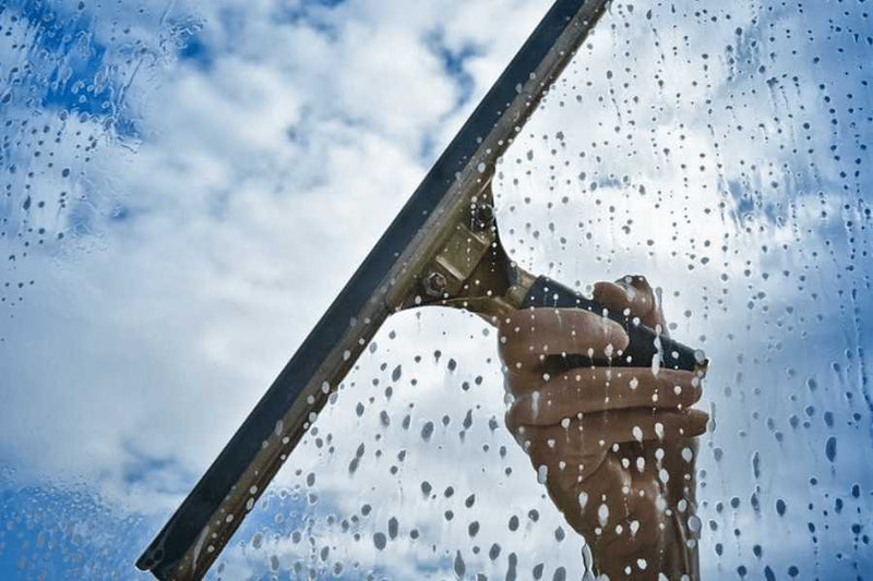 Hacks to help you get your windows clean this summer!